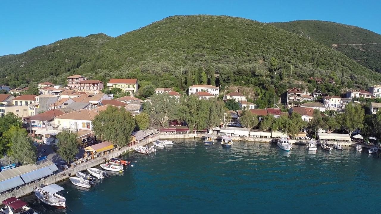 Captain'S Studios Vasiliki Exterior foto